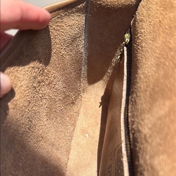 COACH 9875 Vintage Pocket Bag Putty Tan Leather Shoulder Bag or Crossbody - Picture 14 of 17